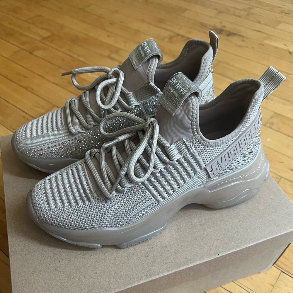 Steve Madden Sneakers